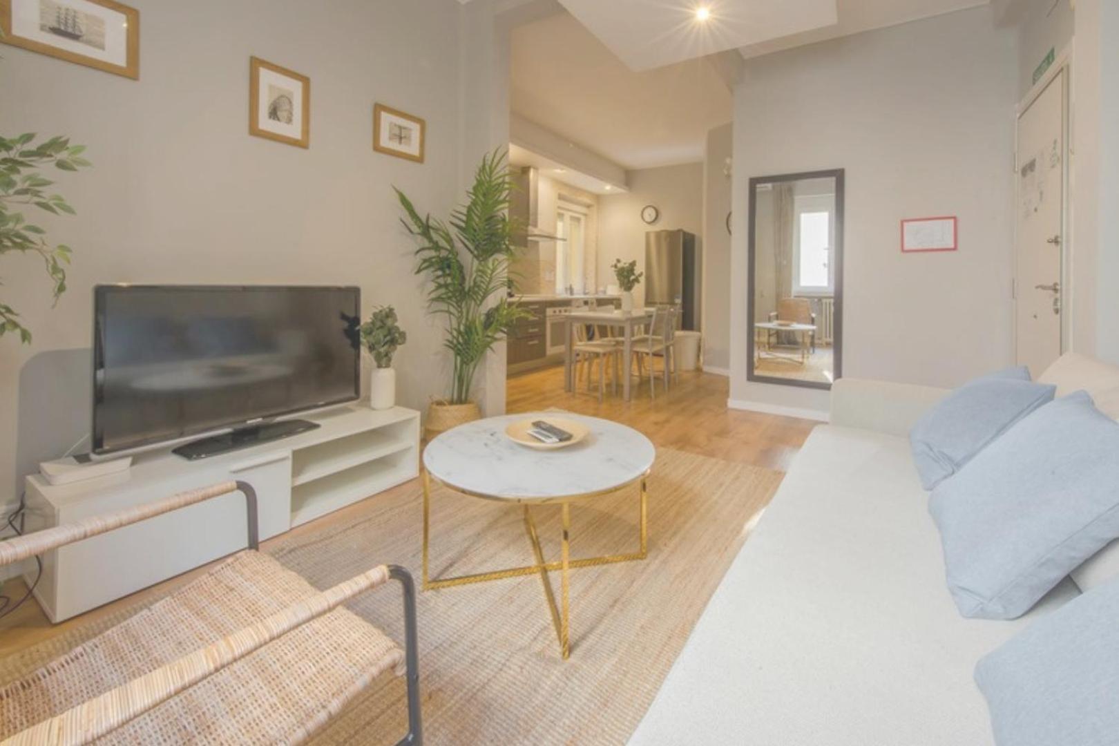 Excelente Piso De 3 Habitaciones En La Latina-Centro مدريد المظهر الخارجي الصورة