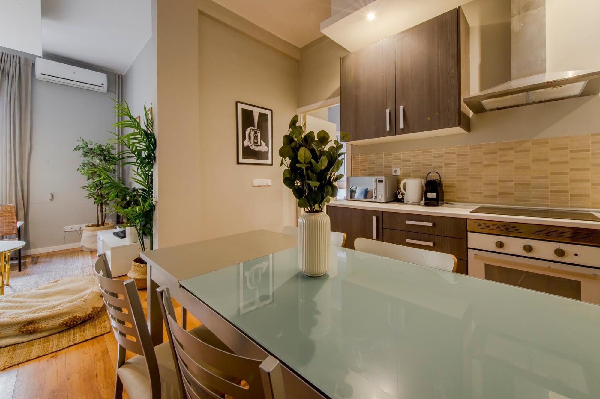 Excelente Piso De 3 Habitaciones En La Latina-Centro مدريد المظهر الخارجي الصورة